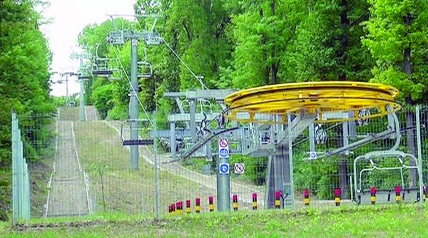 un barbat a murit dupa ce a cazut din telescaun in statiunea parang