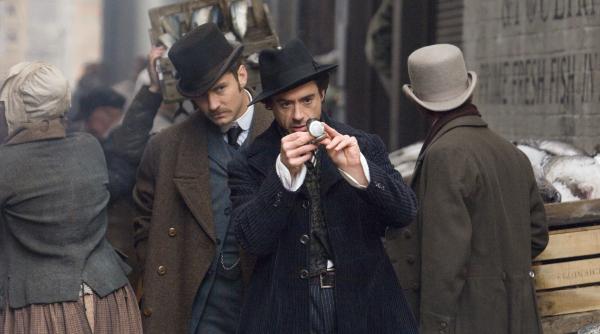 sherlock holmes vine la tnt in luna septembrie