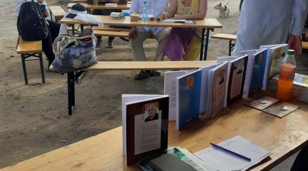 stefan doroftei poetul care vrea sa reinvie spiritul plajei din 2 mai