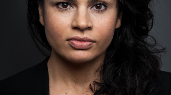 despre durere in arta un dialog cu alina serban cea mai buna actrita a germaniei in 2020 o premiera si o lansare de carte la o noua editie live a