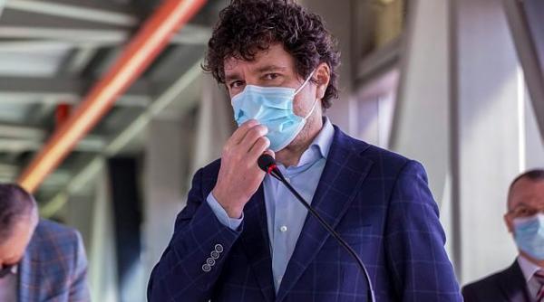 umanistii strang semnaturi pentru demiterea primarului nicusor dan