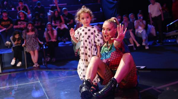 delia are parte de doza dubla de energie la filmarile x factor sezonul 10