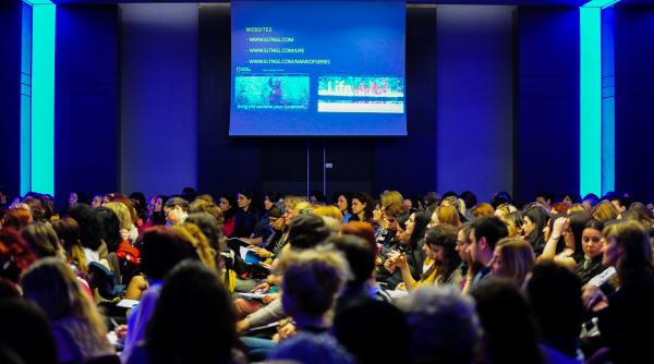 peste 2000 de profesori participa la cea mai importanta conferinta din educatie inainte de inceperea anului scolar