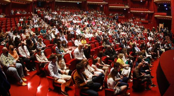 inceput de stagiune la tnb bucuria reintalnirii cu teatrul viu