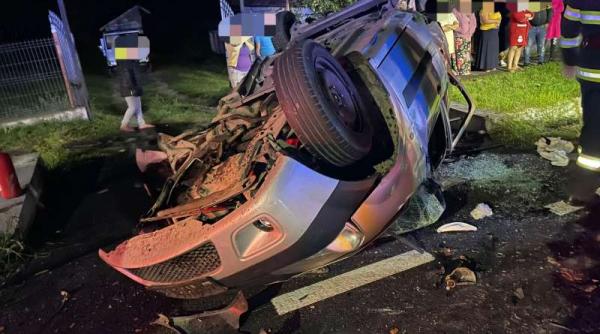 accident cumplit in arges sapte raniti dintre care cinci copii o fetita de 12 ani a murit