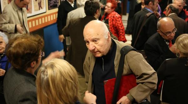 a meritat o carte tulburatoare a fostului cineast ion bucheru de astazi cu jurnalul traim intr o fara de sfarsit tranzitie catre nimeni nu stie unde