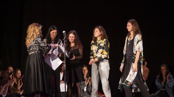 scoala de teatru de la sibiu distinsa cu trei premii la gala tanarului actor hop 2021