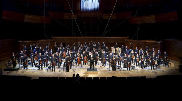 doi laureati grammy dirijorul cristian macelaru si violonistul maxim vengerov pe aceeasi scena la festivalul enescu