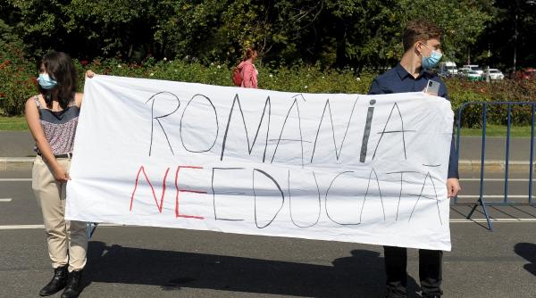elevii au protestat in prima zi de scoala care sunt revendicarile
