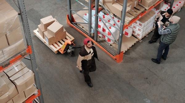 ce sistem de rafturi metalice este potrivit pentru depozitul dumneavoastra