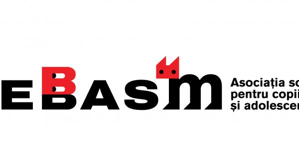 toamna de basm regal de evenimente dedicate promovarii literaturii romane contemporane pentru copii si tineret