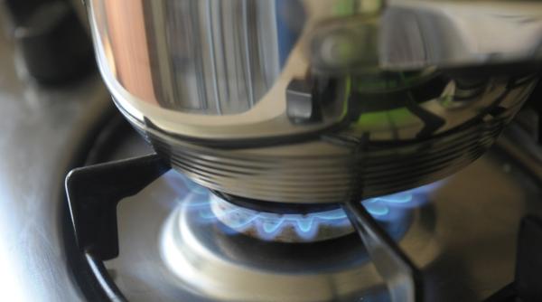 de ce s au scumpit gazele si energia pe intelesul politicienilor mirati