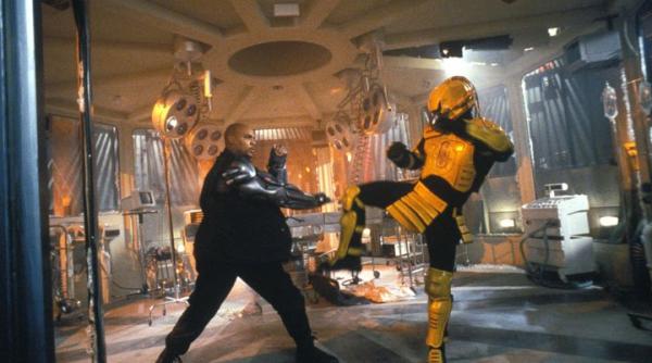 eroii din mortal kombat vin la tnt