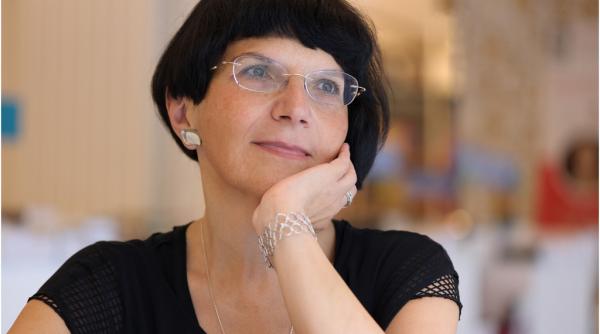 romania la festivalul literar i dialoghi di trani 2021 prin prezenta romancierei ioana parvulescu