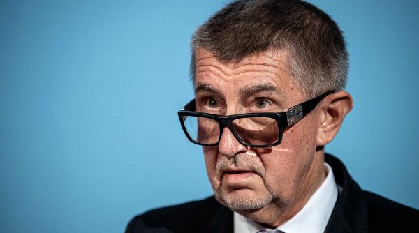 comunistii cehi afara din parlament dupa 73 de ani