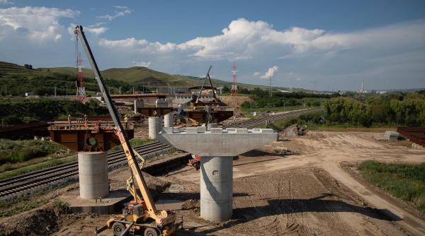 autostrada unirii guvernul face lucruri trasnite parlamentarii voteaza imposibilul si iohannis semneaza ca primarul