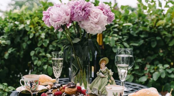 cum servesti corect sampanie si cu ce mancaruri o asociezi