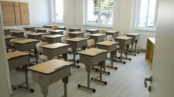 elevii si prescolarii intra in vacanta