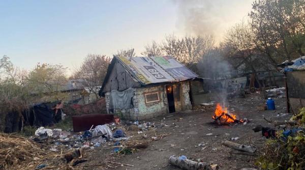 garda de mediu ilfov gonita de romii din sintesti ard gunoaiele in curti si sfideaza politia