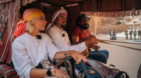 mihai si elwira petre si au adjudecat o noua amuleta diseara drumul imparatilor ajunge in petra