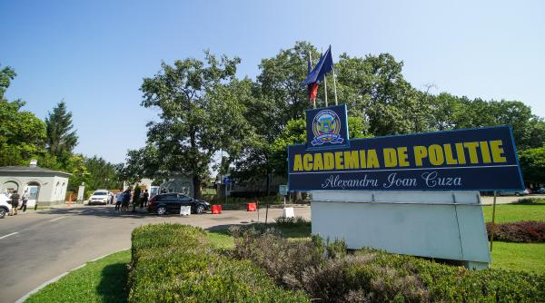 cum au fost academia de politie si academia de informatii distruse din interior