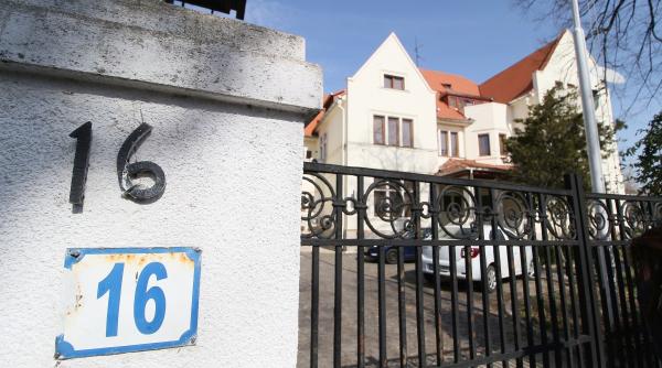 cartoful fierbinte siij desfiintare in martie cu reinfiintarea unei structuri noi