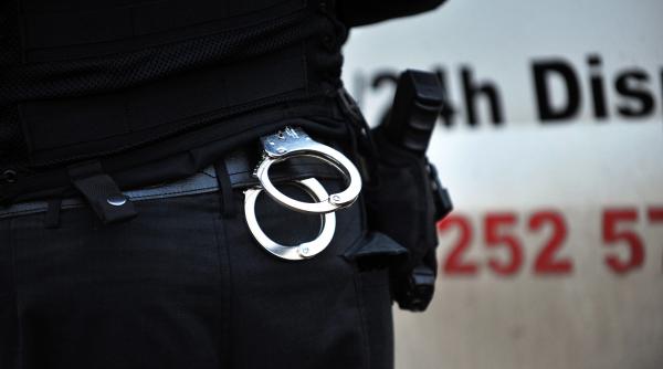 actiune a politiei 457 de perchezitii 367 de mandate de aducere