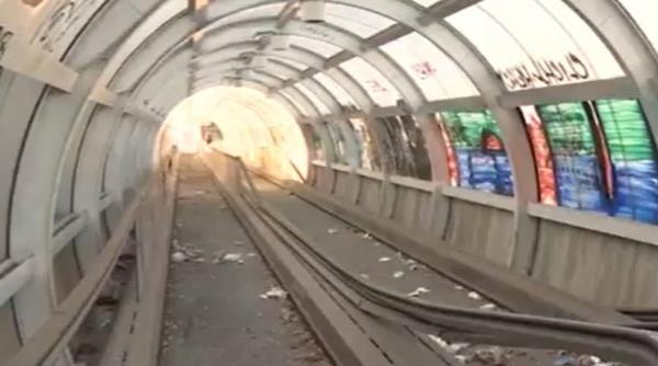 video cum arata acum trotuarul rulant din bucuresti care a costat 3 milioane de euro si semaforizarea pom de craciun