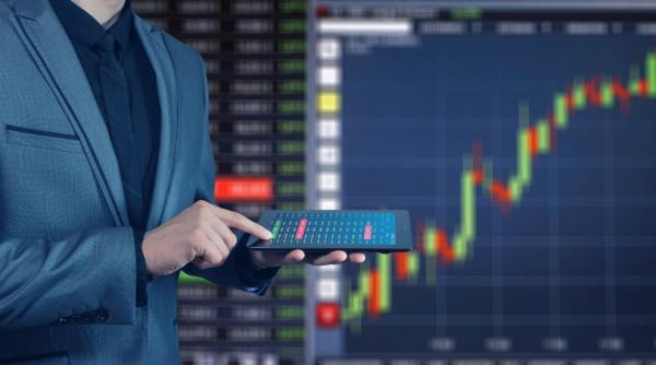 rezervele internationale ale romaniei erau la 30 noiembrie de 44 5 mld euro in usoara scadere