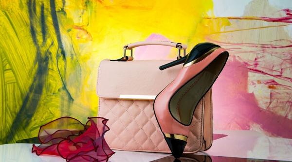 tendinte la genti dama pentru aceasta toamna 2021