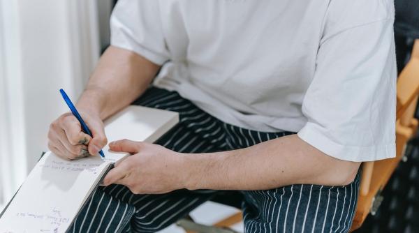 economisire si zgarcenie care este limita