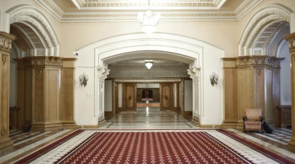 presedintie bugetele institutiilor de aparare avizate cu acordul individual al membrilor csat