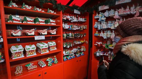 atelierul lui mos craciun aduce chinei 6 miliarde de dolari