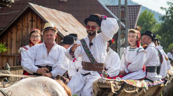 ruby shift lino golden si jador la poftiti pe la noi poftiti prin tara