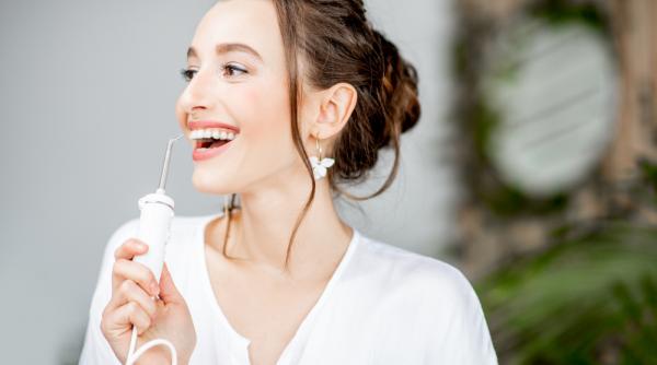 sanatate orala dus bucal sau ata dentara