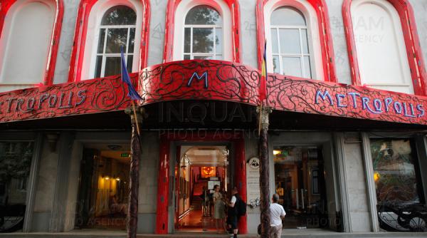 teatrul tineretului metropolis sarbatoreste 15 ani de existenta