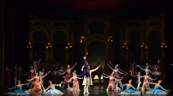 nunta lui figaro si alba ca zapada si cei sapte pitici saptamana aceasta pe scena operei nationale bucuresti