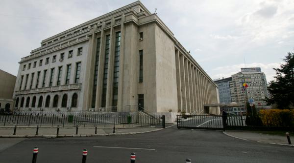 secretariatul general al guvernului s a umflat in plina pandemie desi angajarile erau interzise