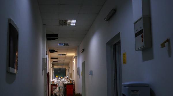 gruparea de firme controlate de familia cocos abonata la contractele cu spitalele continua sa ia bani de la stat