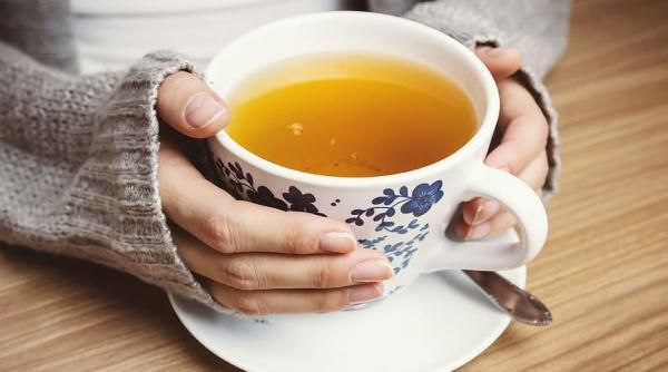 un dozator de apa potrivit inclusiv pentru bauturile calde