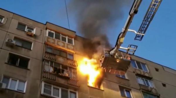 incendiu de proportii in bucuresti 20 de oameni au fost evacuati