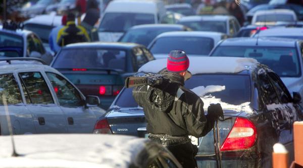 aglomeratie pe valea prahovei coloane de masini pe mai multe tronsoane