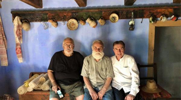 atelierul de teatru stefan caltta condus de regizorul silviu purcarete alaturi de compozitorul vasile sirli