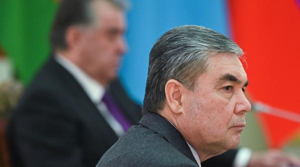 liderul autoritar al turkmenistanului se retrage fiul sau l ar putea inlocui in functie