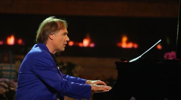 pianistul richard clayderman lanseaza un nou album la sfarsitul lunii februarie