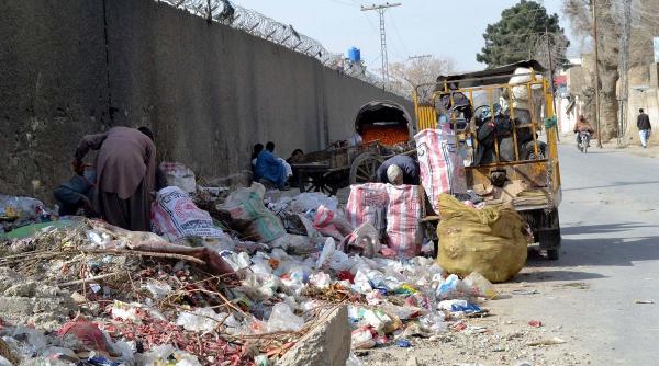 barna tanczos atrage atentia ca nu exista o strategie de reciclare a deseurilor la primaria capitalei