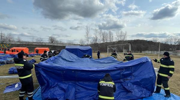 update in apropierea vamei siret a fost deschisa o tabara mobila pentru refugiatii ucraineni