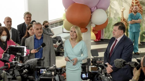 fundatia mereu aproape a modernizat si a dotat cu aparatura medicala ambulatoriul de specialitate de la institutul national pentru sanatatea mamei si copilului alessandrescu rusescu printr o investitie de peste 500 000 de euro