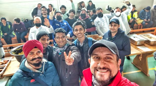 sunt din odessa nu voi uita niciodata cum ne ai ajutat