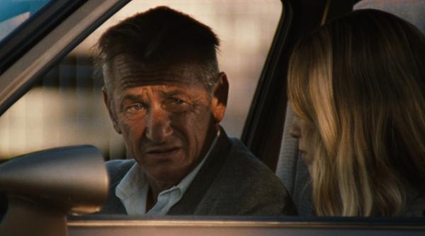 actorul sean penn viziteaza ucraina